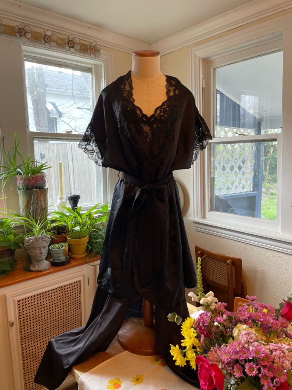 Blanche Neiman Marcus Lace-Trim Gown & Peignoir Set with Belt